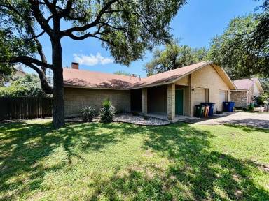 Main picture of 8325-8329 Fathom Cir