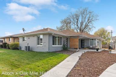 Main picture of 5010 E 35th Ave