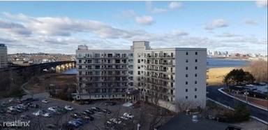 Main picture of Edgewater Place