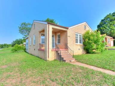 Main picture of 1501 NE Grand Blvd