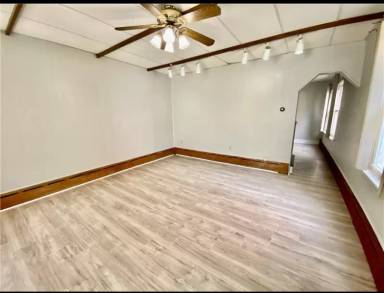 Main picture of 2186 Pauline Ave