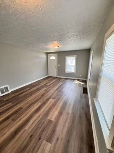 Main picture of 3801 Lafayette St