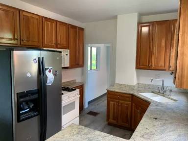 Main picture of 2829 Sumner St