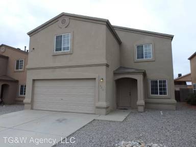 Main picture of 611 Avanti St SW
