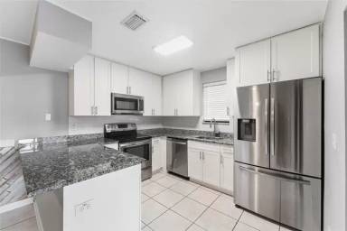 Main picture of 2501 NW 99th Ave