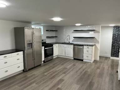 Main picture of 324 Pine Ave