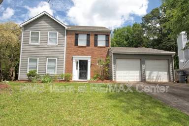 Main picture of 1381 Omie Way