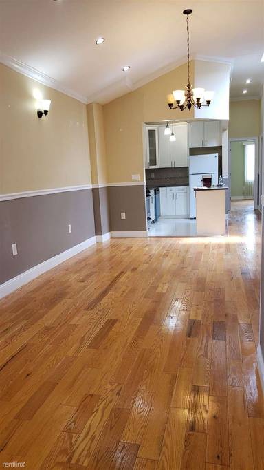 Main picture of 1603 E 56th St