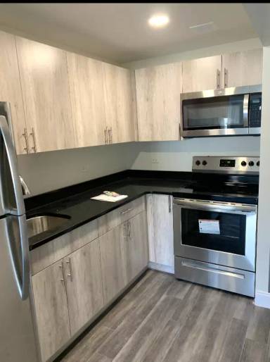 Main picture of 531 Tinton Ave