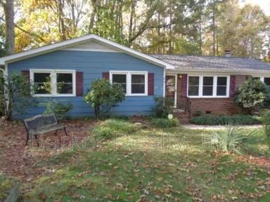 Main picture of 309 White Oak Dr