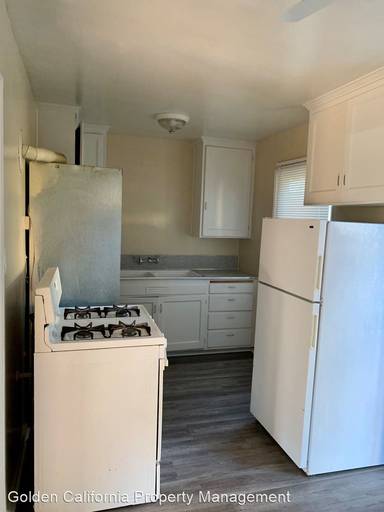 Main picture of 2026 E Hunter Ave