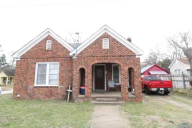 Main picture of 112 S Standish St