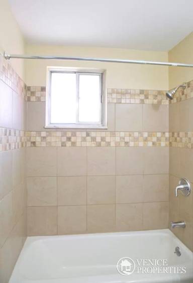 Main picture of 1655 N 4th St