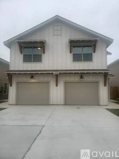 Main picture of 13838 Enzo Gate