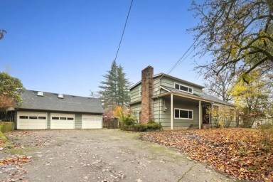 Main picture of 2175 SW Taylors Ferry Rd