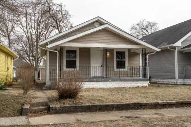 Main picture of 1315 N Warman Ave