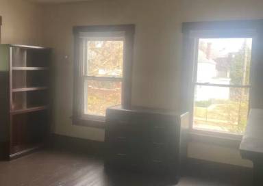 Main picture of 2243 Summit St