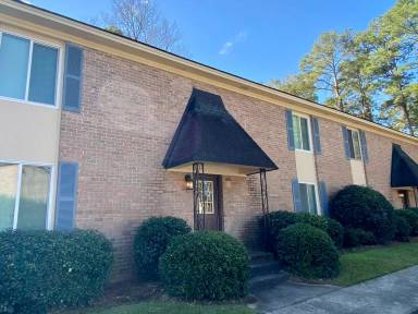 Main picture of 3840 Overbrook Dr