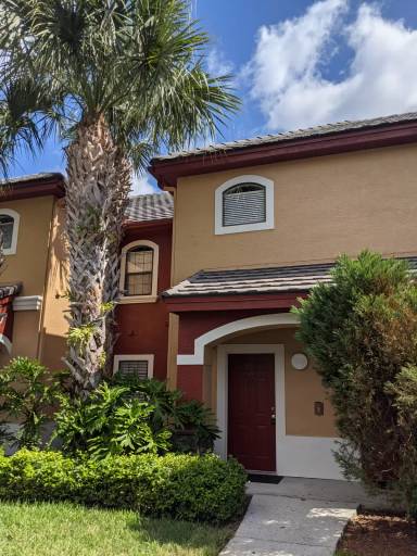 Main picture of 2209 Portofino Pl