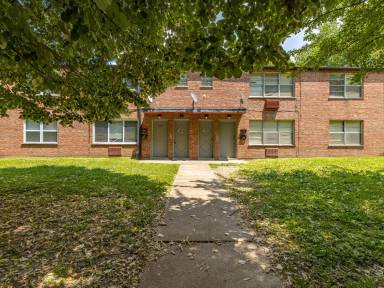 Main picture of Wild Cherry Ln