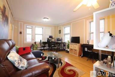 Main picture of The Warwick