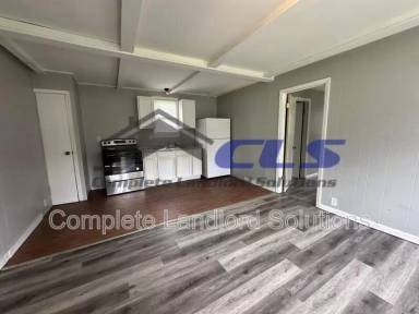 Main picture of 6948 N 32nd St