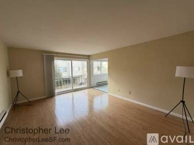 Main picture of 125 Palm Ave