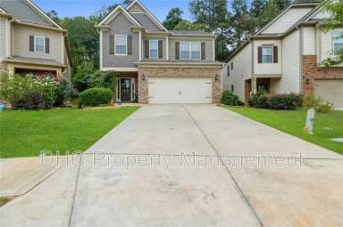 Main picture of 128 Freedom Dr