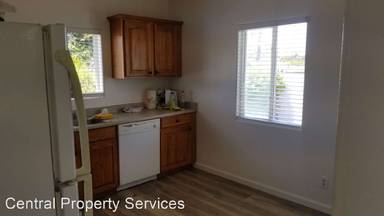 Main picture of 2722 Barry St
