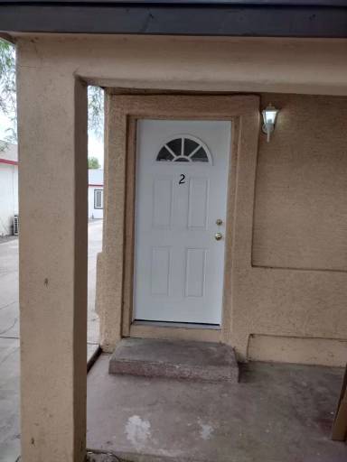 Main picture of 1909 N 25th Pl