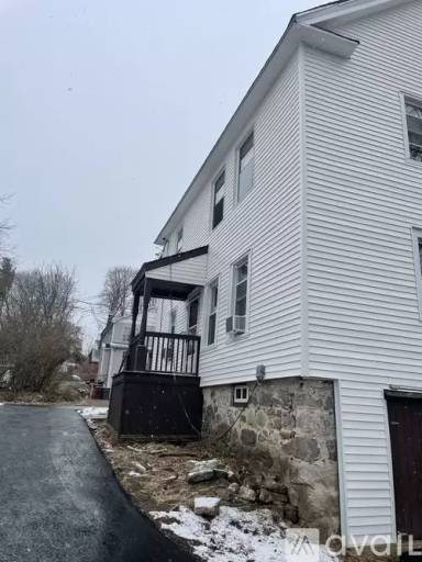 Main picture of 15 Baldwin St