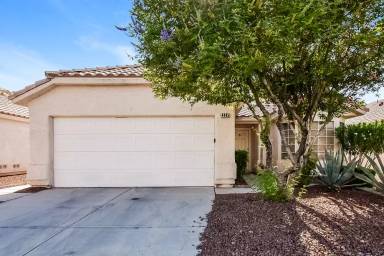 Main picture of 4445 Cielo Ln