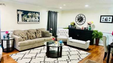 Main picture of 3906 Cricket Cir