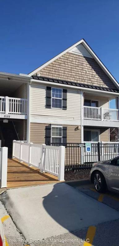 Main picture of 8101 N Lawndale Ave