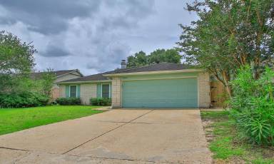 Main picture of 18531 Lippizaner Dr