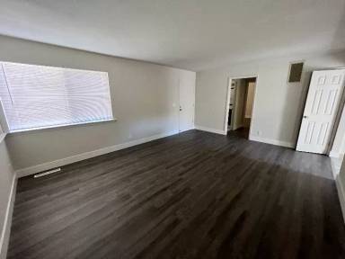 Main picture of 220 Curtner Ave