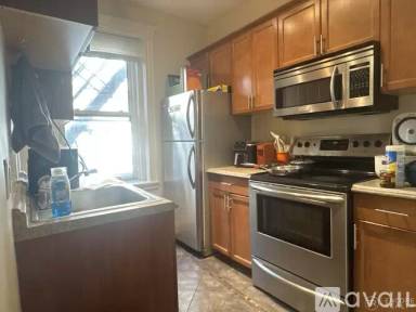 Main picture of 61 Park Dr