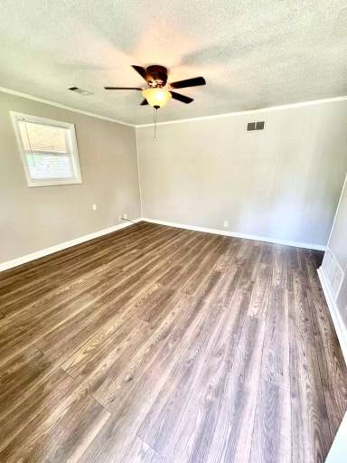Main picture of 2215 Sutton Dr