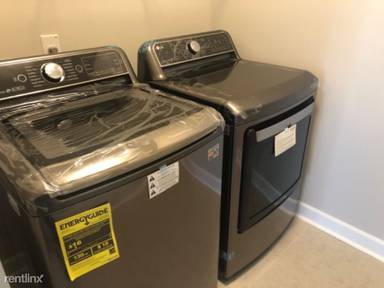Main picture of 532 McLernon Trce