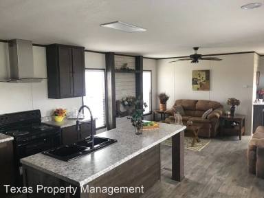 Main picture of 800 Old Betsy Rd