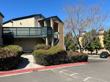 Main picture of 9775 Mesa Springs Way