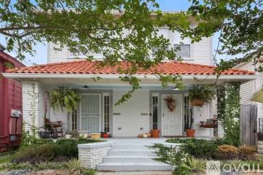 Main picture of 3511 Palmyra St