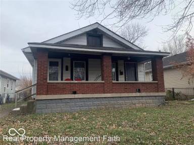 Main picture of 817 N Bradley Ave