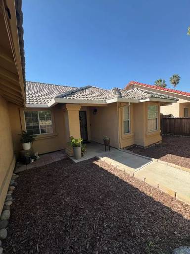 Main picture of 323 Ward Rd