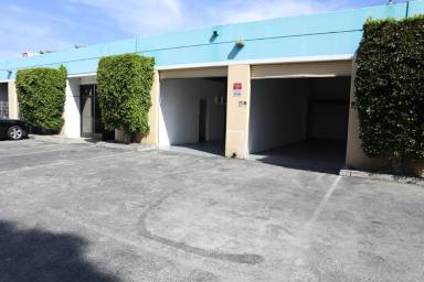 Main picture of 3732 JBJ Business Center - 3