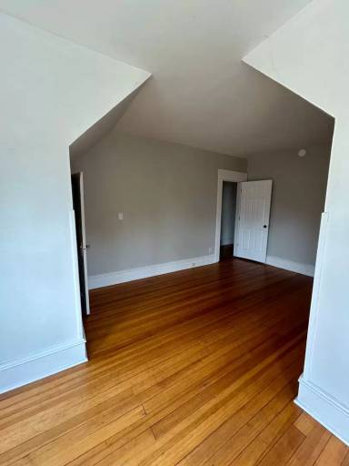 Main picture of 802 Grand Ct