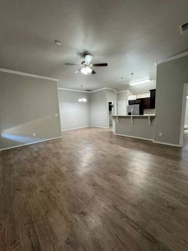 Main picture of 5905 104th St