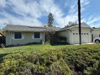Main picture of 1084 S Blaney Ave