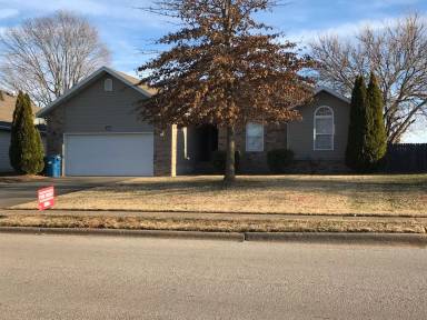 Main picture of 3882 S El Salvador Ave