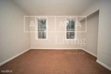 Main picture of 5518 Bloyd St